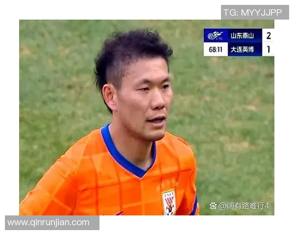 探寻足球界的传奇人物km背后的故事与成就